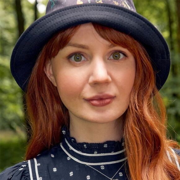 Fable England Pumpkin Black Bucket Hat - Picture 4 of 4